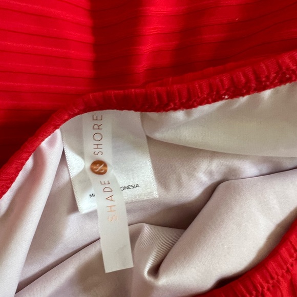 Shade & Shore Ribbed Cut Out One Peice - Red Size Medium NWT - Picture 2 of 5